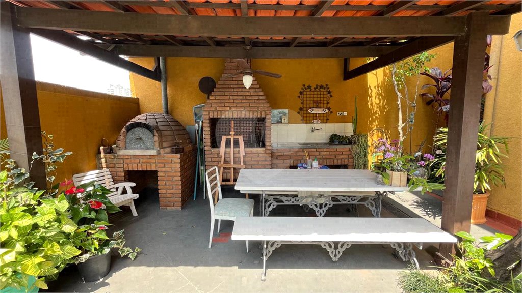Casa à venda com 4 quartos, sendo 2 suítes, em Lar São Paulo, São Paulo, SP