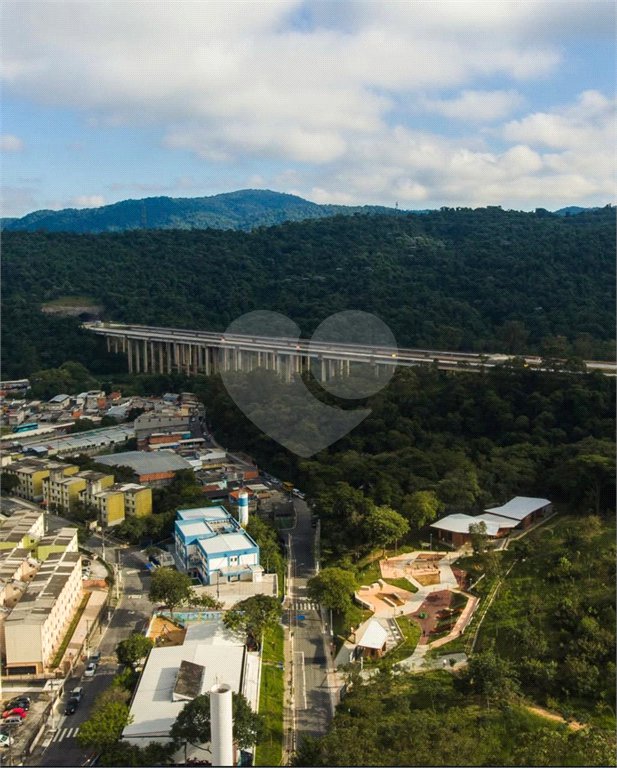 Apartamento à venda com 2 quartos em Horto, São Paulo, SP