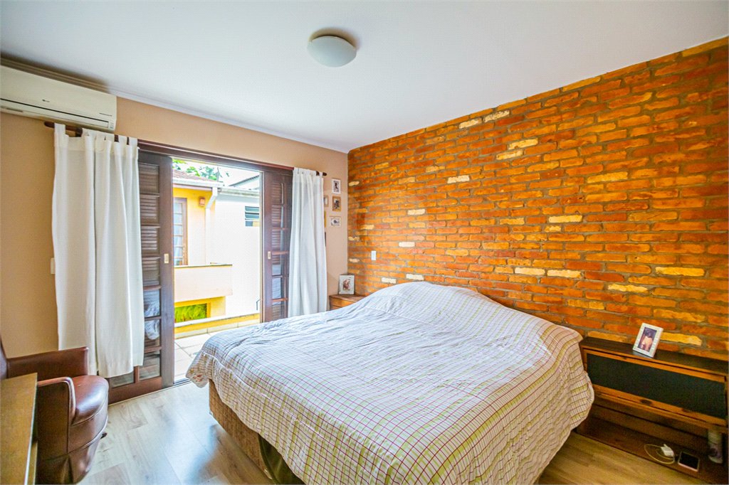 Casa à venda com 3 quartos, sendo 2 suítes,  em Chácara Santo Antônio (zona Sul), São Paulo, SP