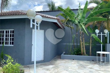 Casa à venda com 2 quartos, sendo 1 suíte,  no condomínio Morada da Praia, Bertioga - SP