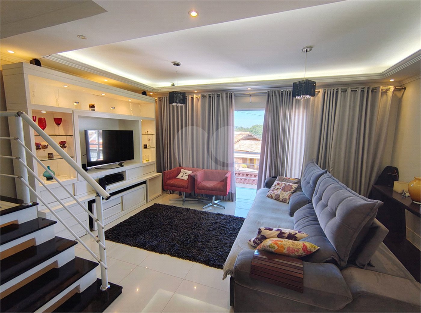 Casa à venda com 3 quartos, sendo 1 suíte,  em Horto Santo Antonio, Jundiaí, SP