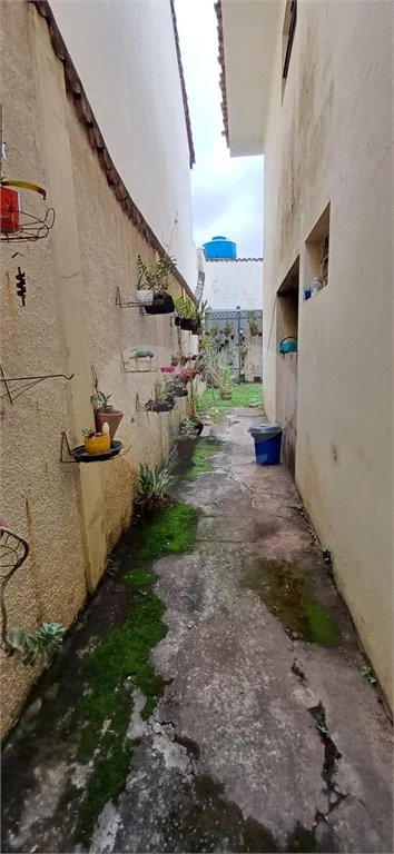 Sobrado à venda com 5 quartos, sendo 1 suíte, em Tremembé, São Paulo, SP