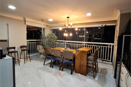 Apartamento à venda com 2 suítes em Vila Leonor, São Paulo, SP