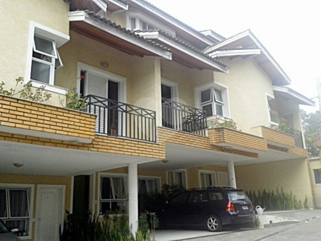 Casa à venda com 4 suítes no condomínio Residencial Reserva da Serra, São Paulo - SP