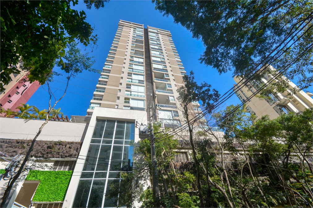 Apartamento à venda com 3 suítes em Jardim Fonte do Morumbi, São Paulo, SP