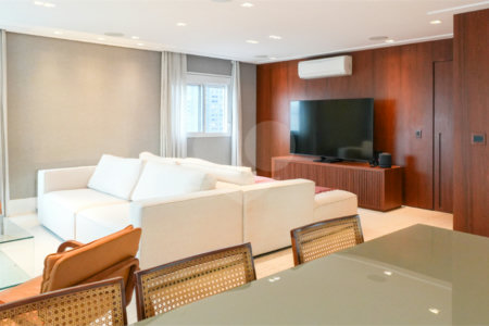 Apartamento à venda com 3 suítes em Brooklin, São Paulo, SP