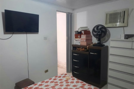 Terreno de 503 m² com Casa à Venda em Vicente de Carvalho | Excelente Oportunidade para Investidores Próximo ao Futuro Túnel Santos–Guarujá