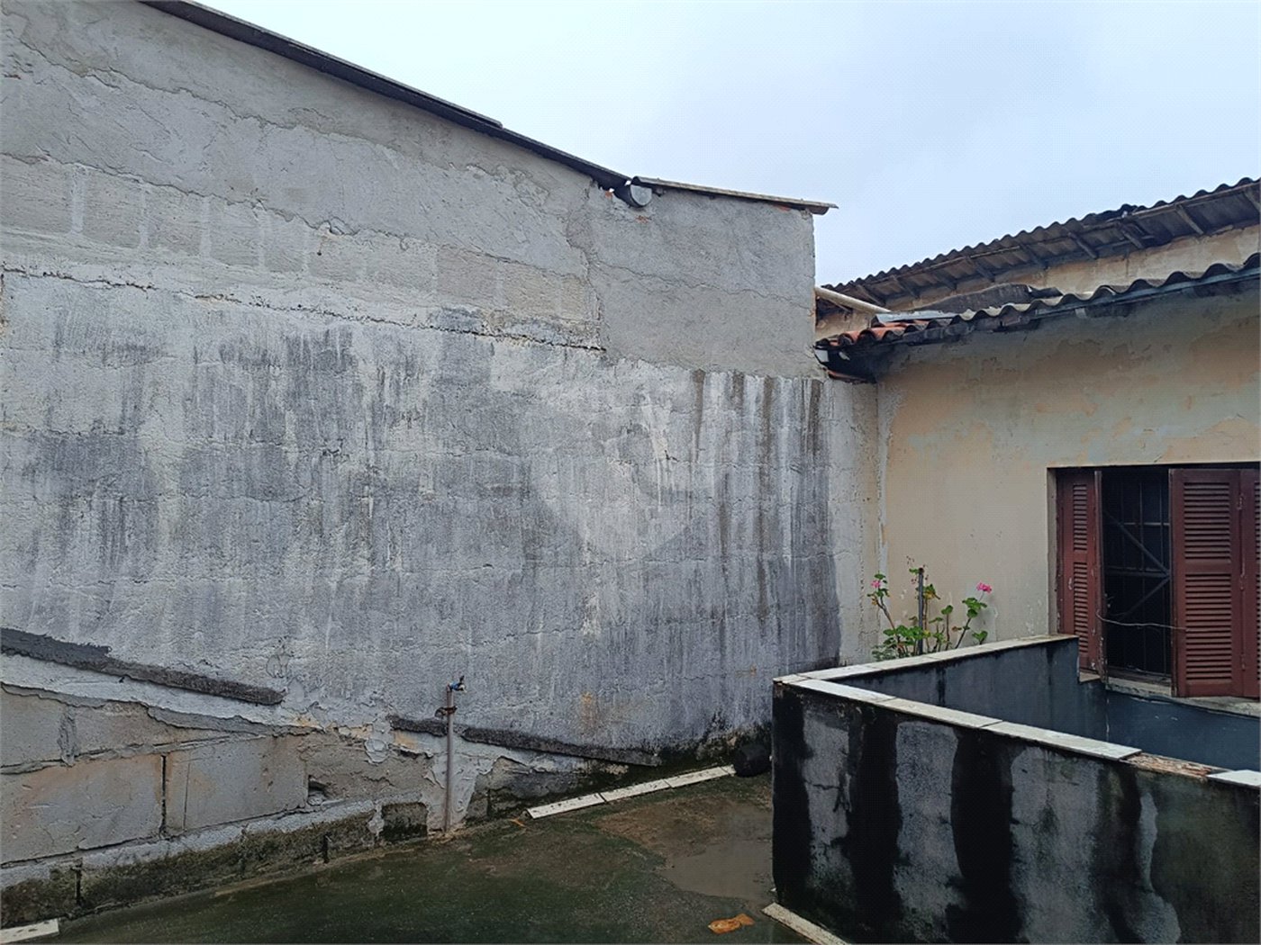 Sobrado à venda ou para alugar com 4 quartos, sendo 1 suíte, em Campo Belo, São Paulo, SP
