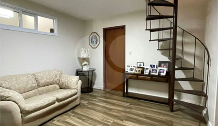 Casa à venda com 3 suítes em Jardim Itaperi, Atibaia, SP