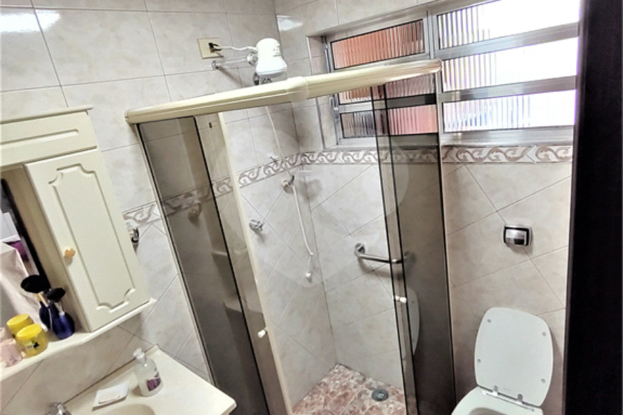 Casa Térrea à venda com 4 quartos, sendo 1 suíte, em Freguesia do Ó, São Paulo, SP