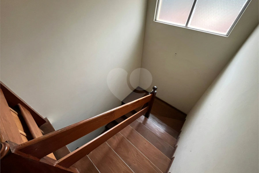 Sobrado à venda com 3 quartos, sendo 1 suíte, em Horto, São Paulo, SP