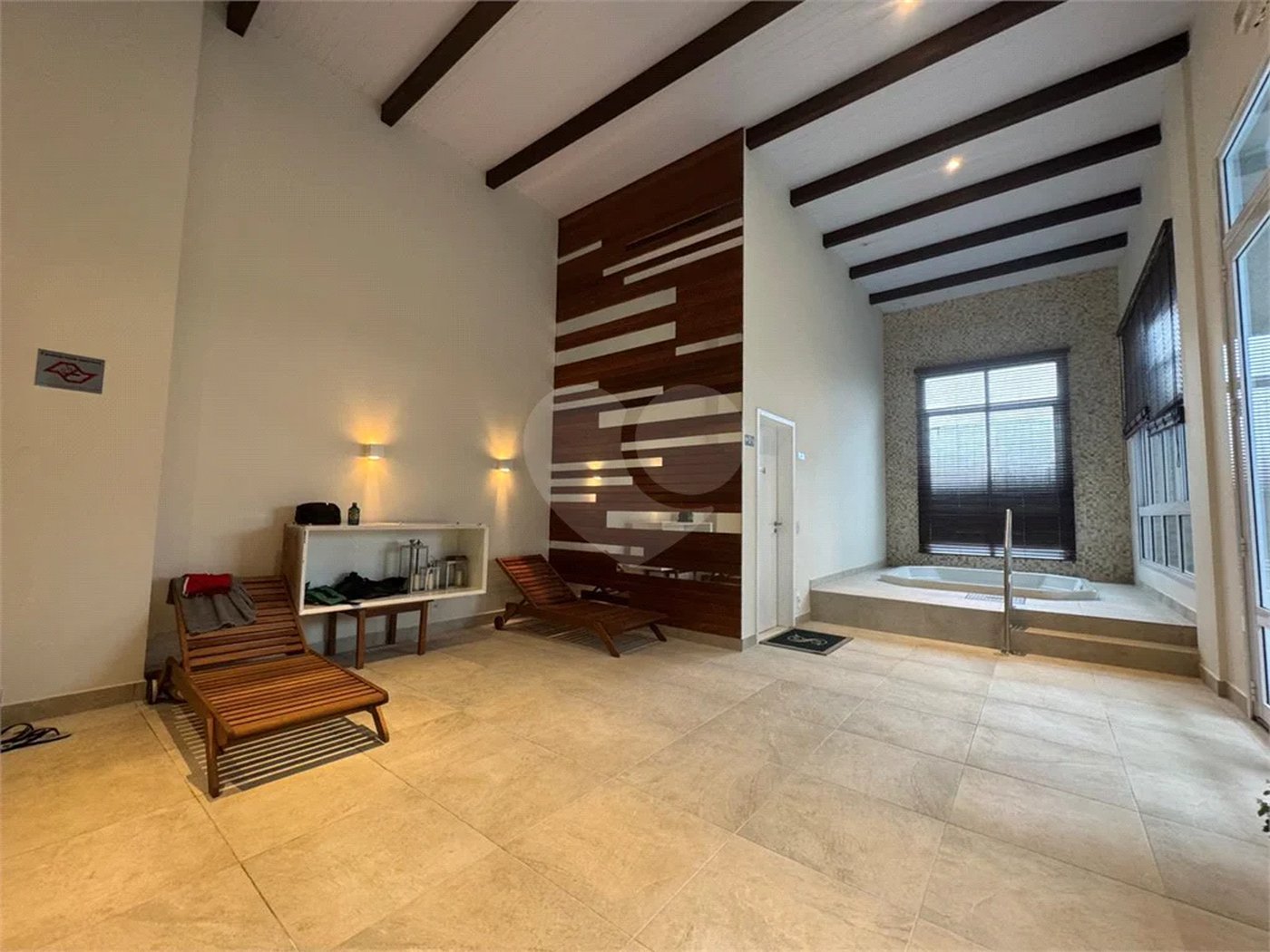 Santana Alto Padrão/Porteira Fechada, Apto. 260 m² 4 Suítes, 5 vagas 2 depósitos privativos