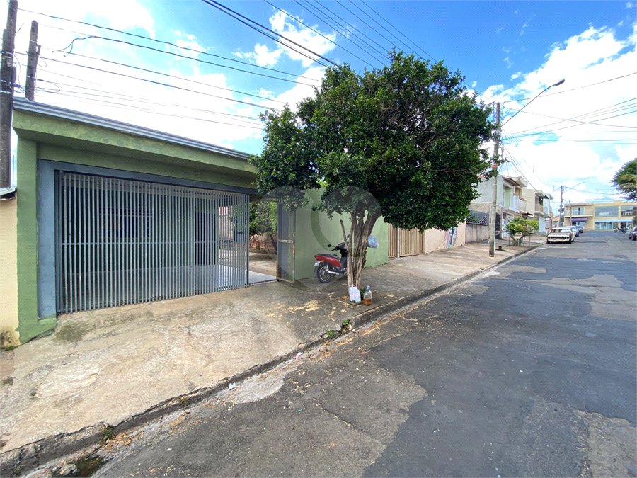 Casa à venda com 2 quartos em Loteamento Municipal São Carlos 3, São Carlos, SP