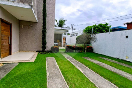Casa à venda com 3 quartos, sendo 2 suítes, em Orla Norte, Porto Seguro, BA