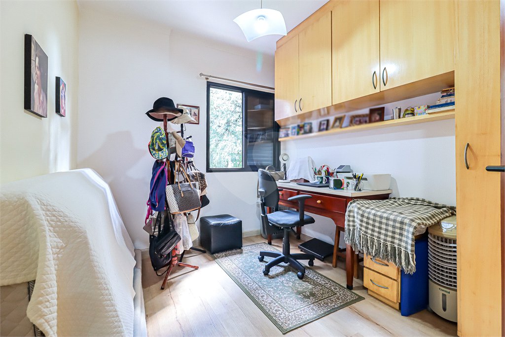 Apartamento à venda com 3 quartos, sendo 1 suíte,  em Vila Ipojuca, São Paulo, SP