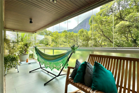 Apartamento à venda com 3 quartos, sendo 1 suíte, em Lagoa, Rio de Janeiro, RJ