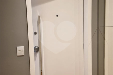 Apartamento à venda com 3 quartos, sendo 1 suíte, em Cerqueira César, São Paulo, SP