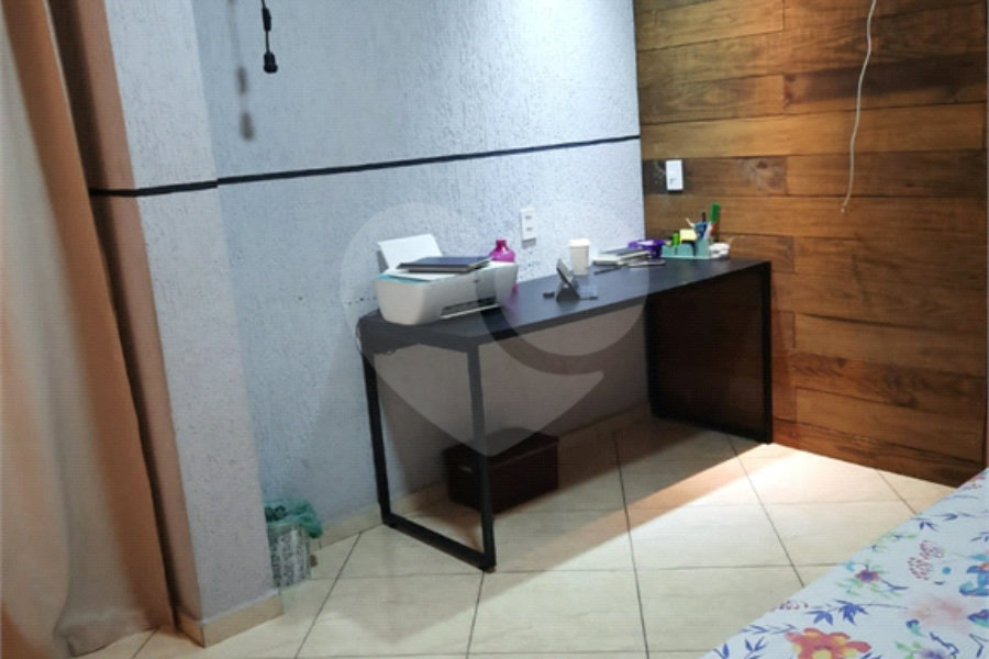Sobrado à venda com 4 quartos, sendo 1 suíte, em Tremembé, São Paulo, SP