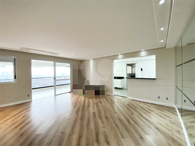 Apartamento à venda com 3 suítes em Santana, São Paulo, SP