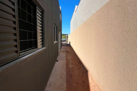Casa à venda com 3 quartos, sendo 1 suíte,  em Bela Vista da Lagoa, Três Lagoas, MS