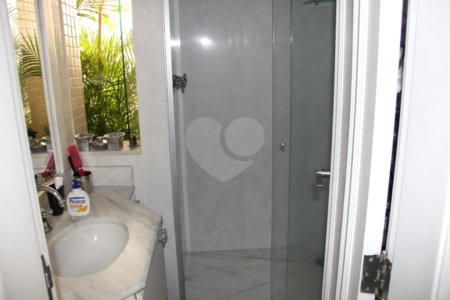 Apartamento à venda com 4 suítes em Vila Suzana, São Paulo, SP