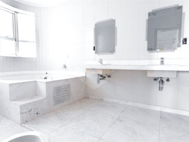 Apartamento à venda com 4 suítes em Anália Franco, São Paulo, SP
