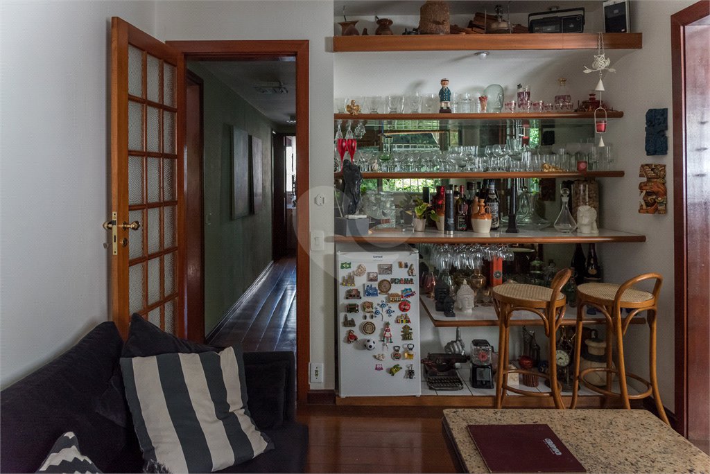 Apartamento à venda com 3 quartos, sendo 1 suíte, em Tijuca, Rio de Janeiro, RJ