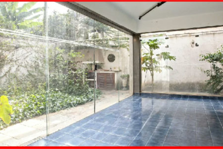 Casa à venda com 3 quartos, sendo 1 suíte, em Pinheiros, São Paulo, SP