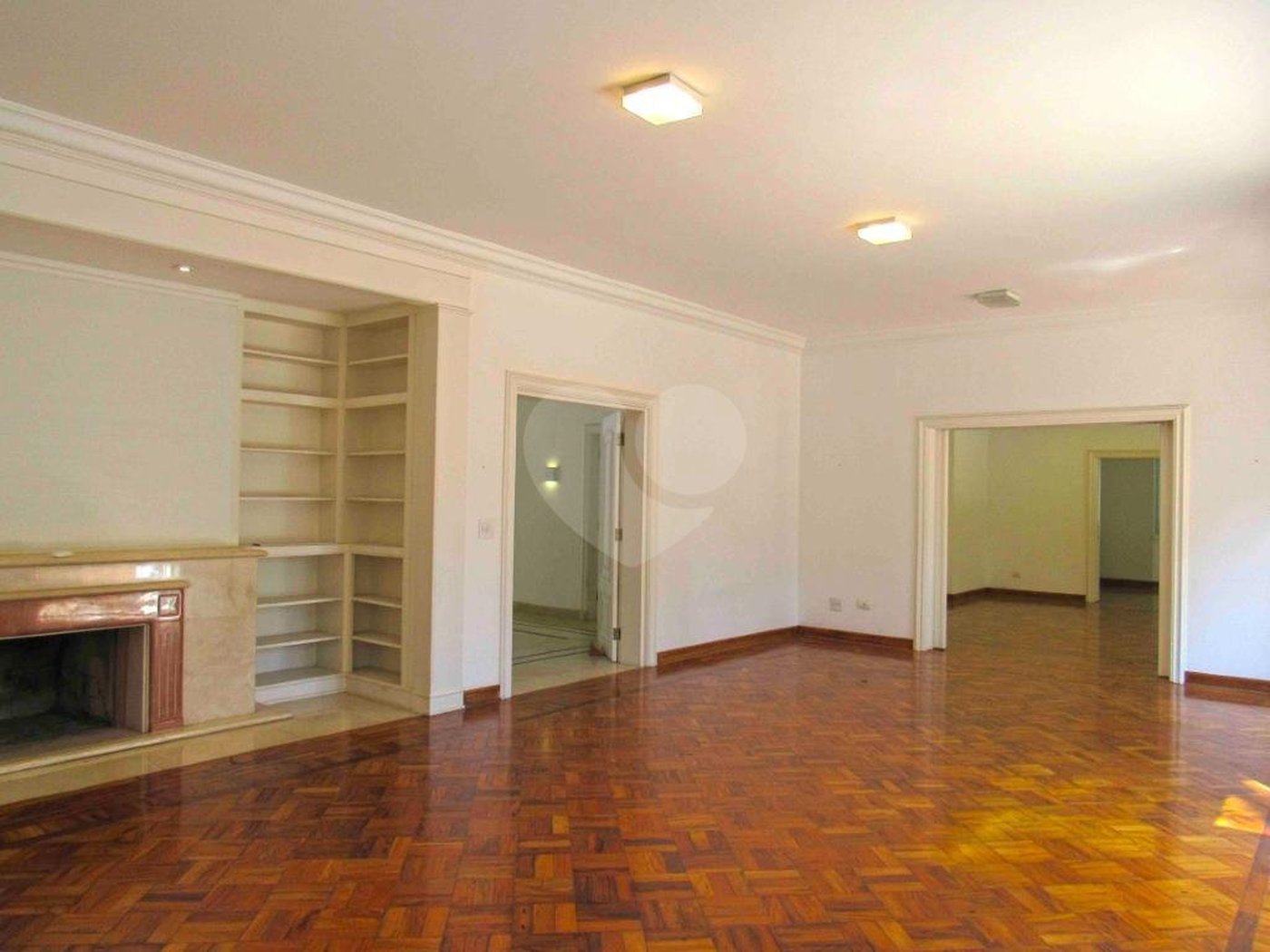Casa à venda com 4 suítes no condomínio Chácara Flora, São Paulo - SP
