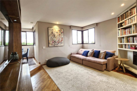 Apartamento à venda com 4 suítes em Moema, São Paulo, SP