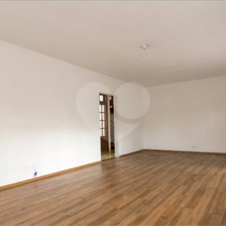 Casa à venda com 4 quartos, sendo 1 suíte, em Vila Tiradentes, São Paulo, SP