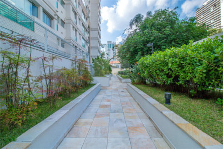 Apartamento à venda com 1 suíte em Santo Amaro, São Paulo, SP
