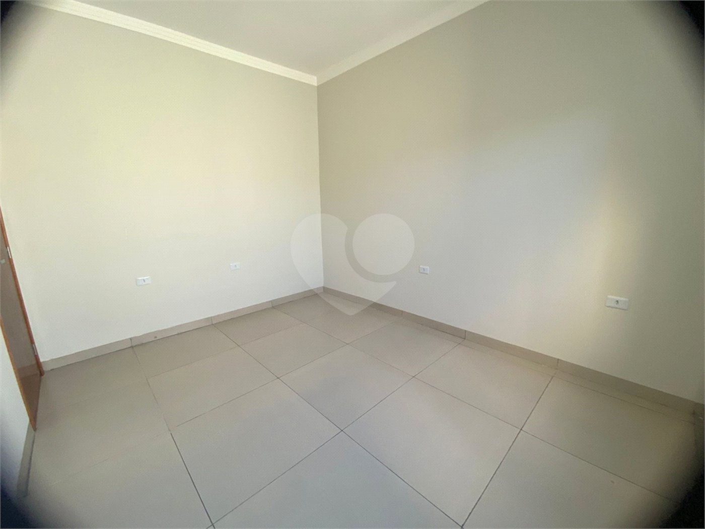 Casa à venda com 2 quartos, sendo 1 suíte,  em Ipê, Três Lagoas, MS