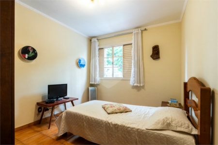 Sobrado à venda com 4 quartos, sendo 1 suíte, em Brooklin, São Paulo, SP