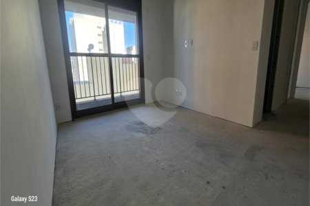 Apartamento à venda com 3 quartos, sendo 1 suíte,  em Pinheiros, São Paulo, SP