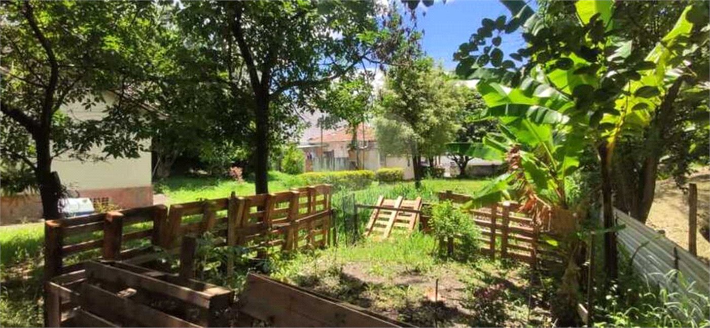 Terreno à venda com 3 quartos, sendo 1 suíte, em Vila Mazzei, São Paulo, SP