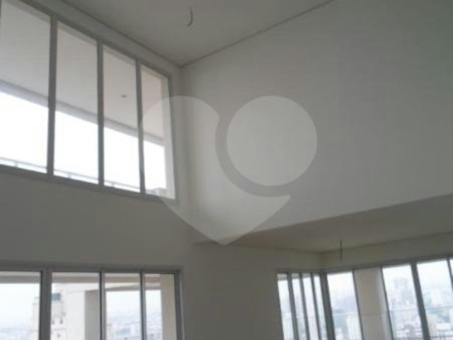 Apartamento à venda com 4 suítes em Campo Belo, São Paulo, SP