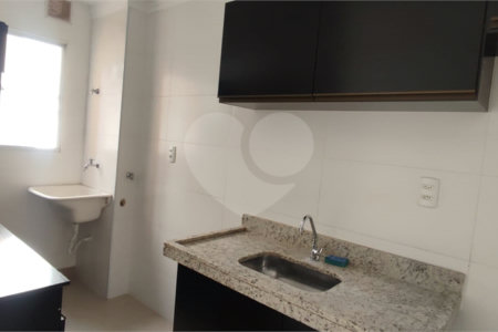 Apartamento com 2 dormitórios