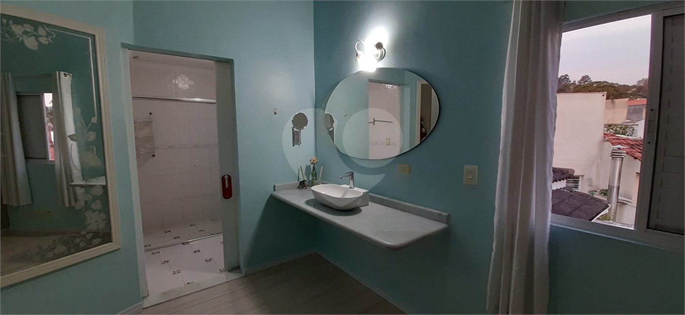 Sobrado à venda com 4 quartos, sendo 2 suítes, em Tremembé, São Paulo, SP