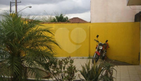 Casa Térrea à venda com 6 quartos, sendo 1 suíte,  em Tremembé, São Paulo, SP