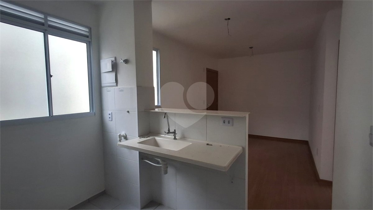 Apartamento à venda com 2 quartos em Vila Guilherme, Votorantim, SP