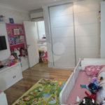 Apartamento à venda com 3 suítes em Real Parque, São Paulo, SP