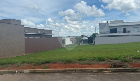 Terreno à venda em Loteamento Residencial Golden Ville, Itapetininga, SP