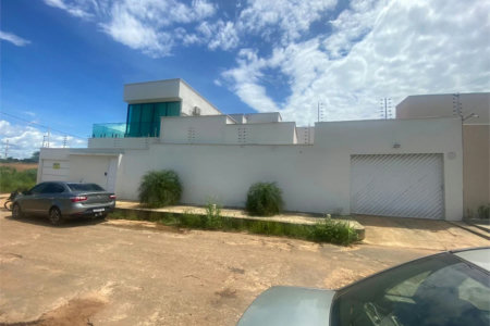 Casa à venda com 4 suítes em Loteamento Jardim Europa, Balsas, MA