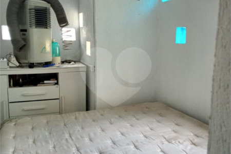 Casa à venda com 5 quartos, sendo 2 suítes, em Vila Medeiros, São Paulo, SP