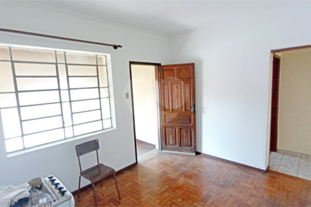 Casa à venda com 3 quartos em Vila Santana, Valinhos, SP