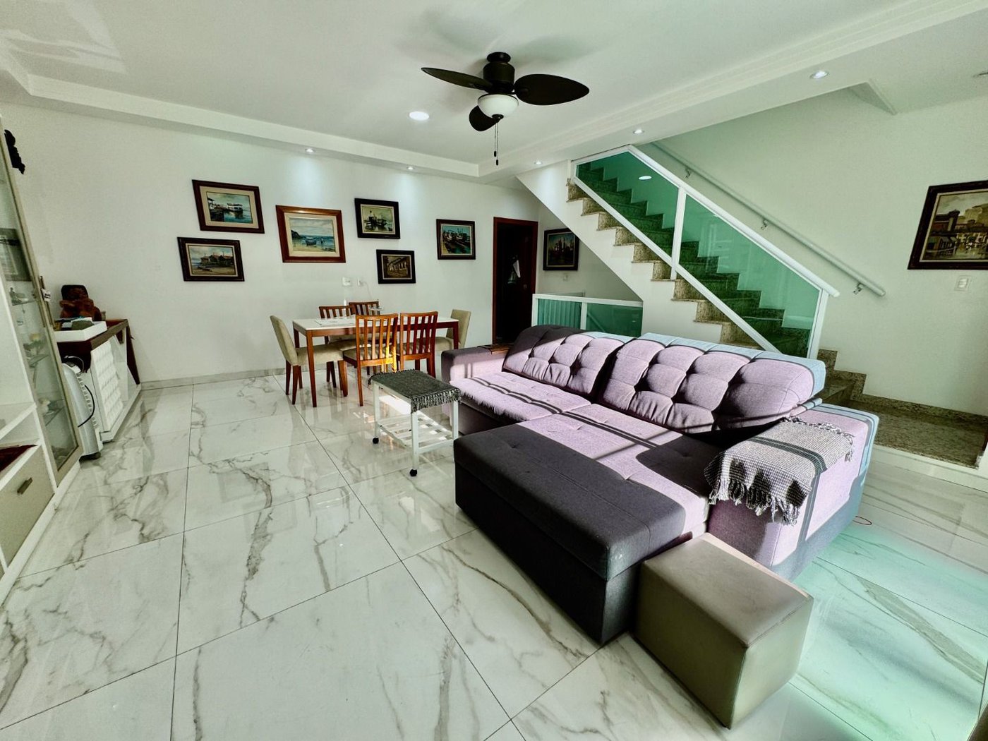 Casa com 4 dormitórios à venda, 208 m² por R$ 2.490.000,00 - Ponta da Praia - Santos/SP