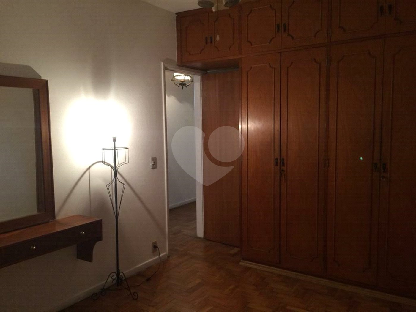 Casa à venda com 3 quartos, sendo 1 suíte,  em Vila Gomes, São Paulo, SP