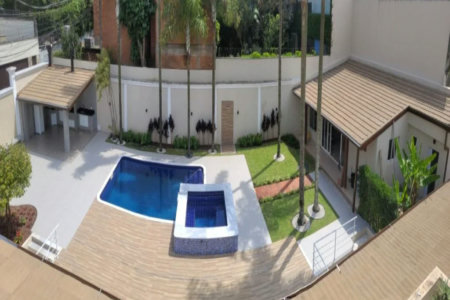 Casa à venda com 5 suítes em Paraisópolis, São Paulo, SP
