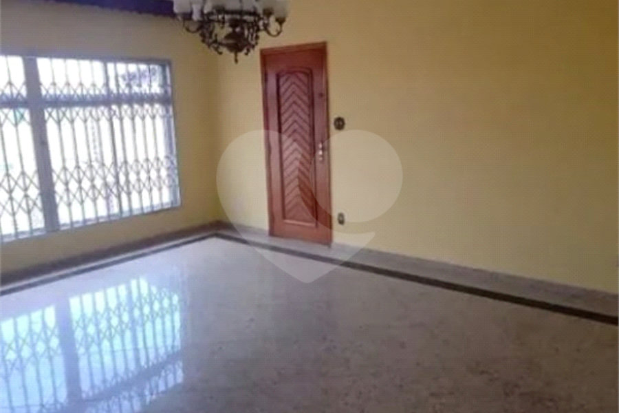 Casa à venda com 3 quartos, sendo 1 suíte,  em Vila Maria, São Paulo, SP